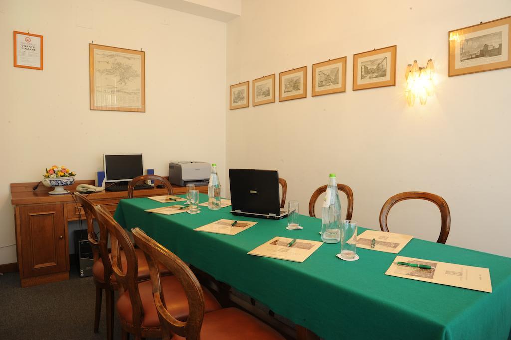 Grifone Hotel Perugia Eksteriør billede